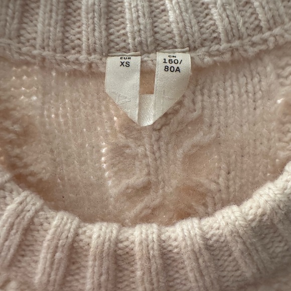 Stylish Arket 100% wool sweater - Picture 7 of 8